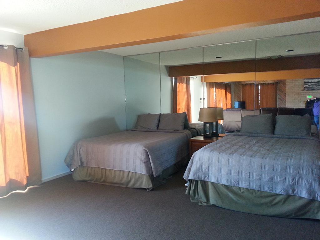 Lodge At Turkey Cove Canyon Lake Habitación foto